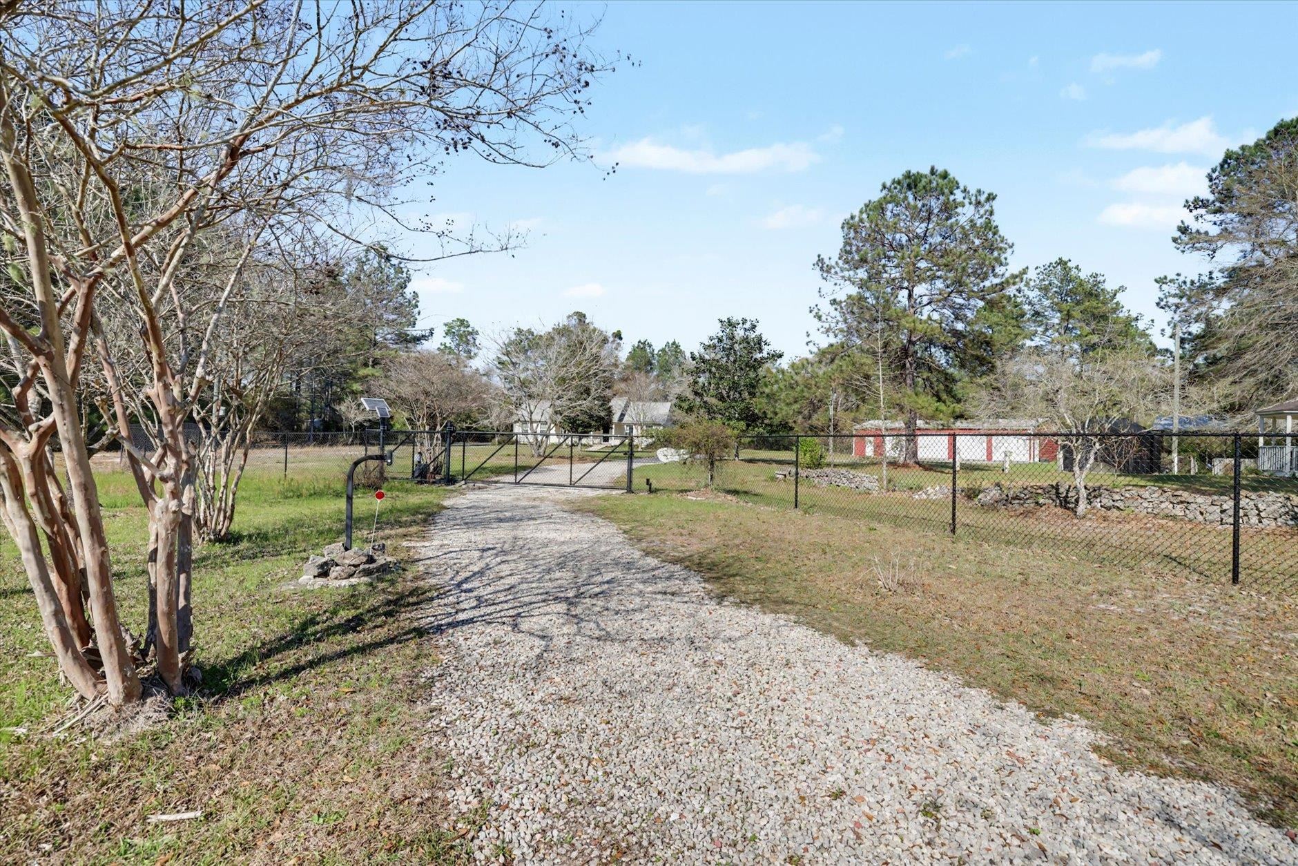 2184 Tram Road