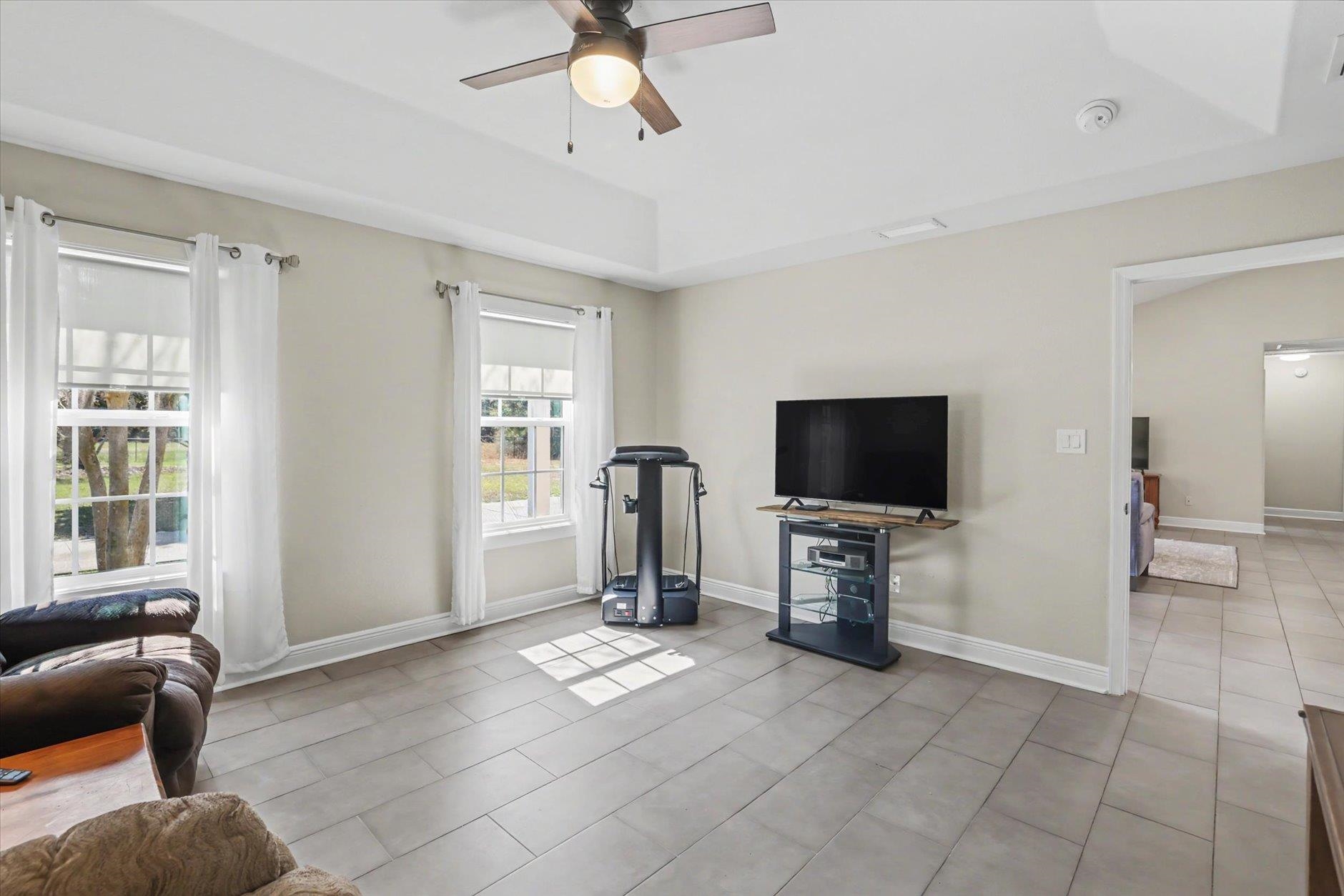 2184 Tram Road