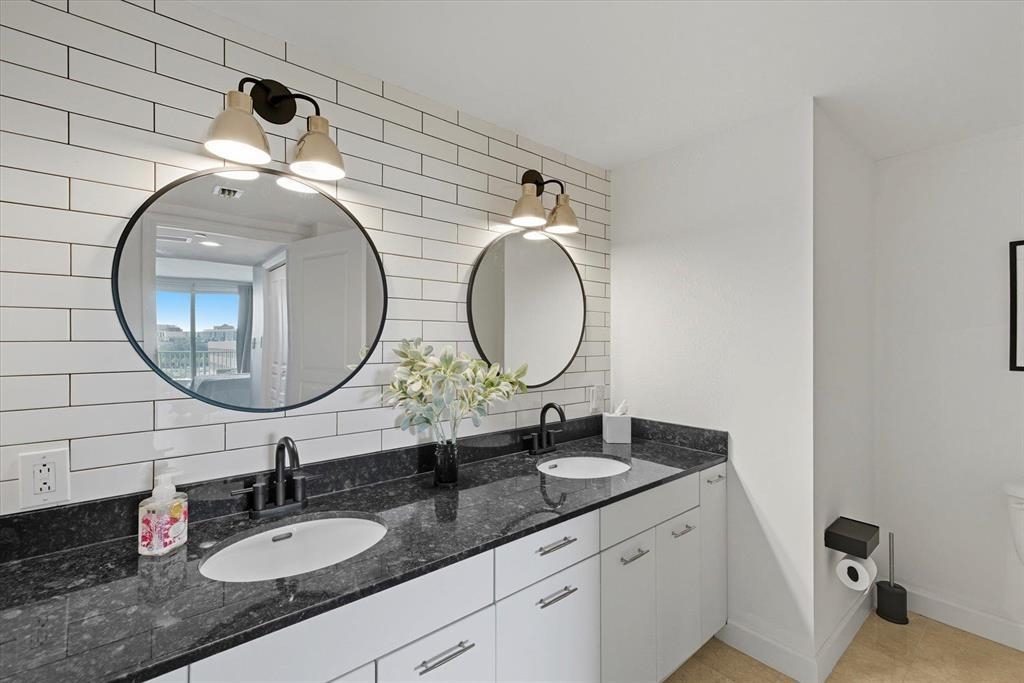 300 S Duval Street Unit: 1108