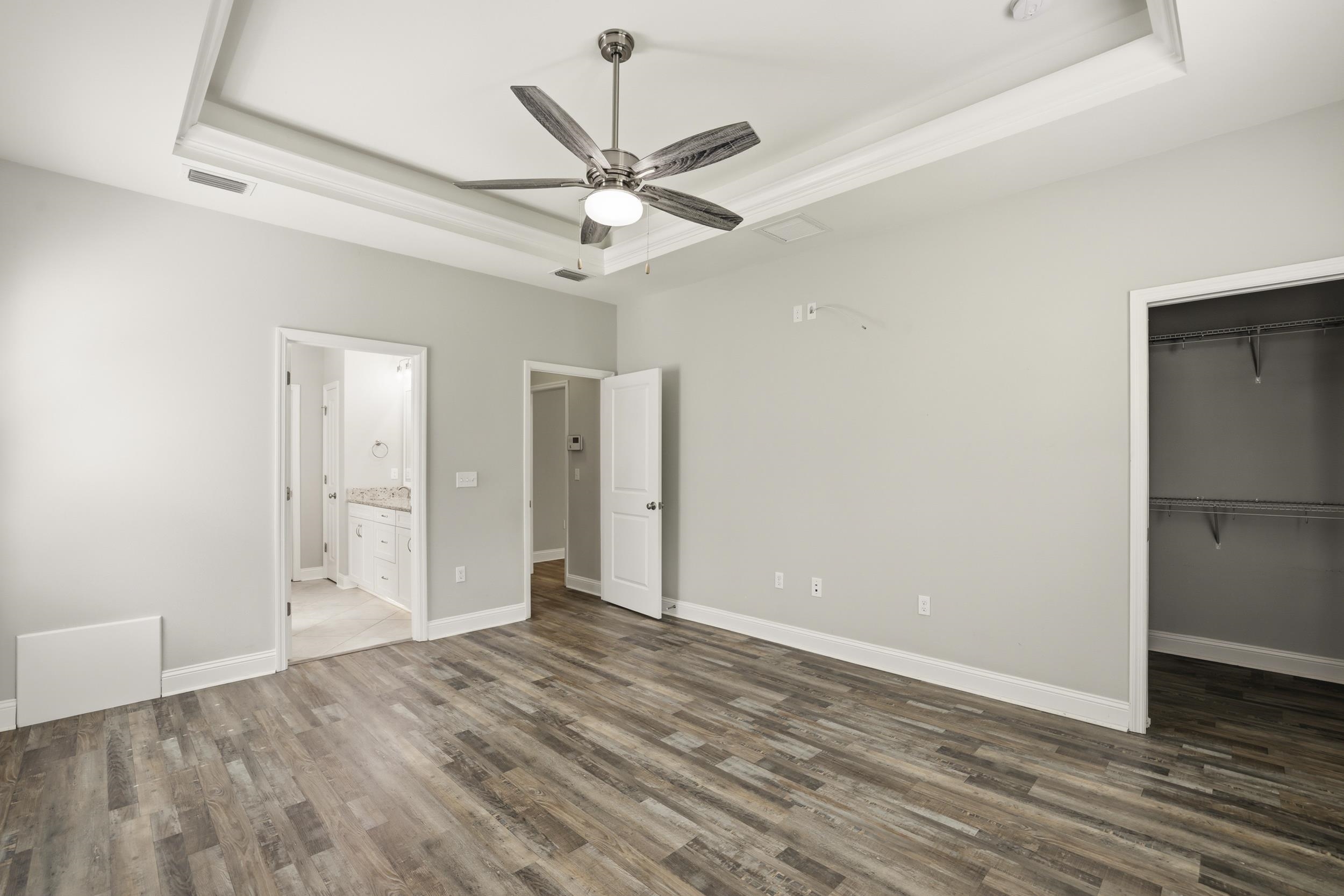 2552 MOUNT VERNON Lane
