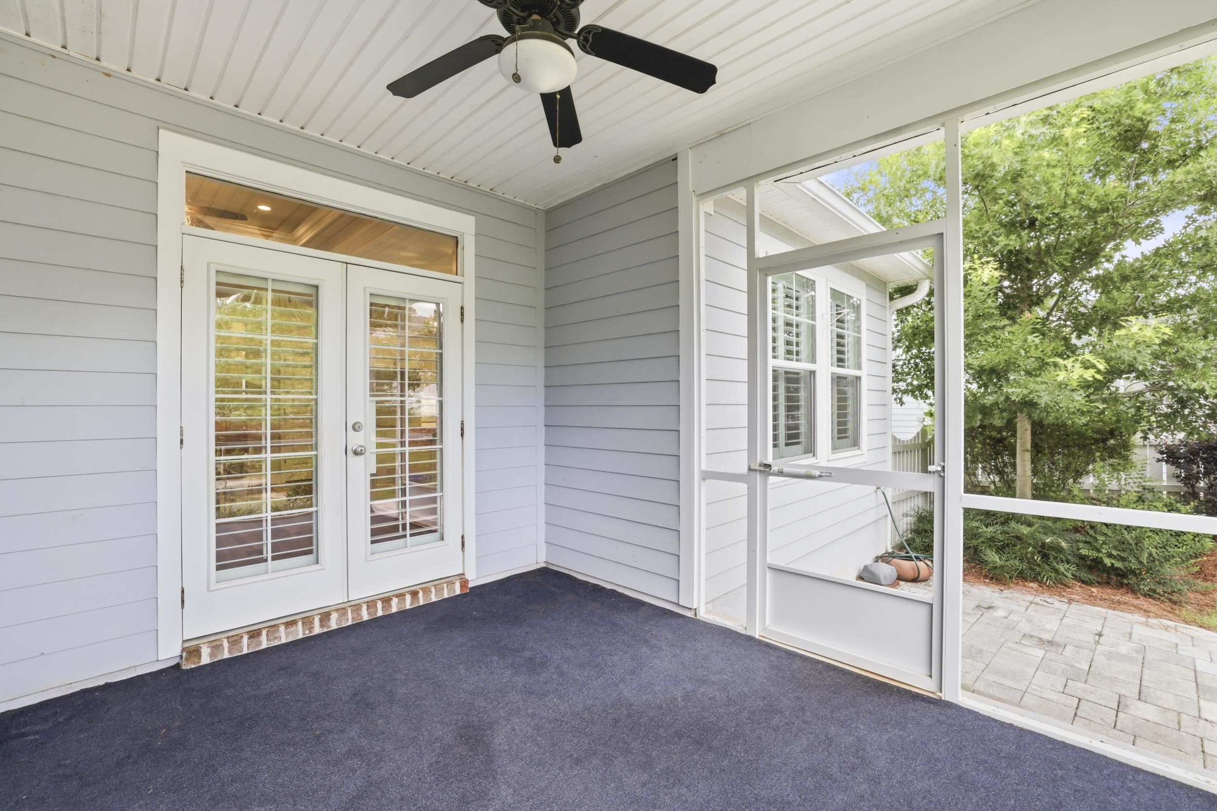2552 MOUNT VERNON Lane