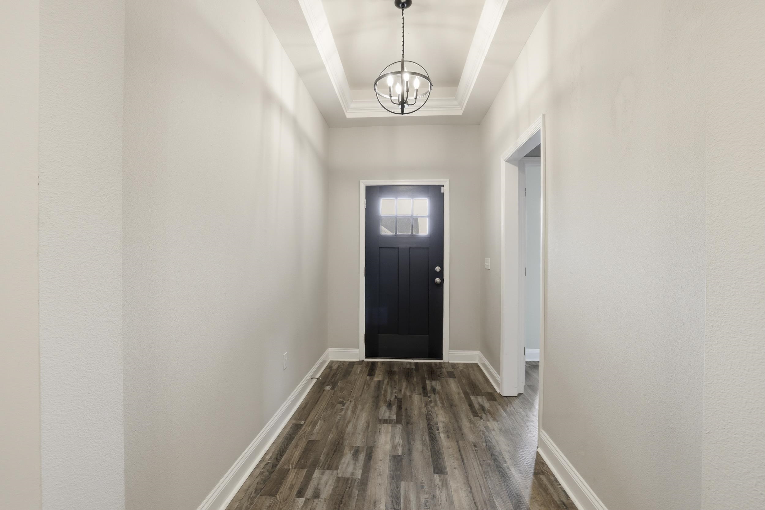 2552 MOUNT VERNON Lane