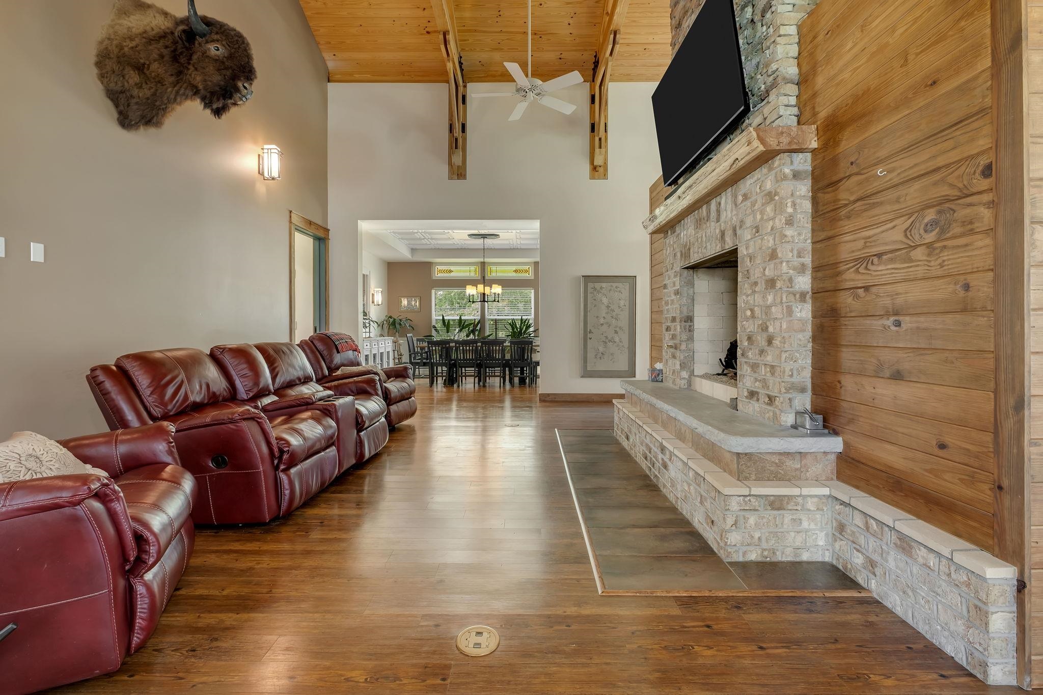 2445 Hardaway Rd II