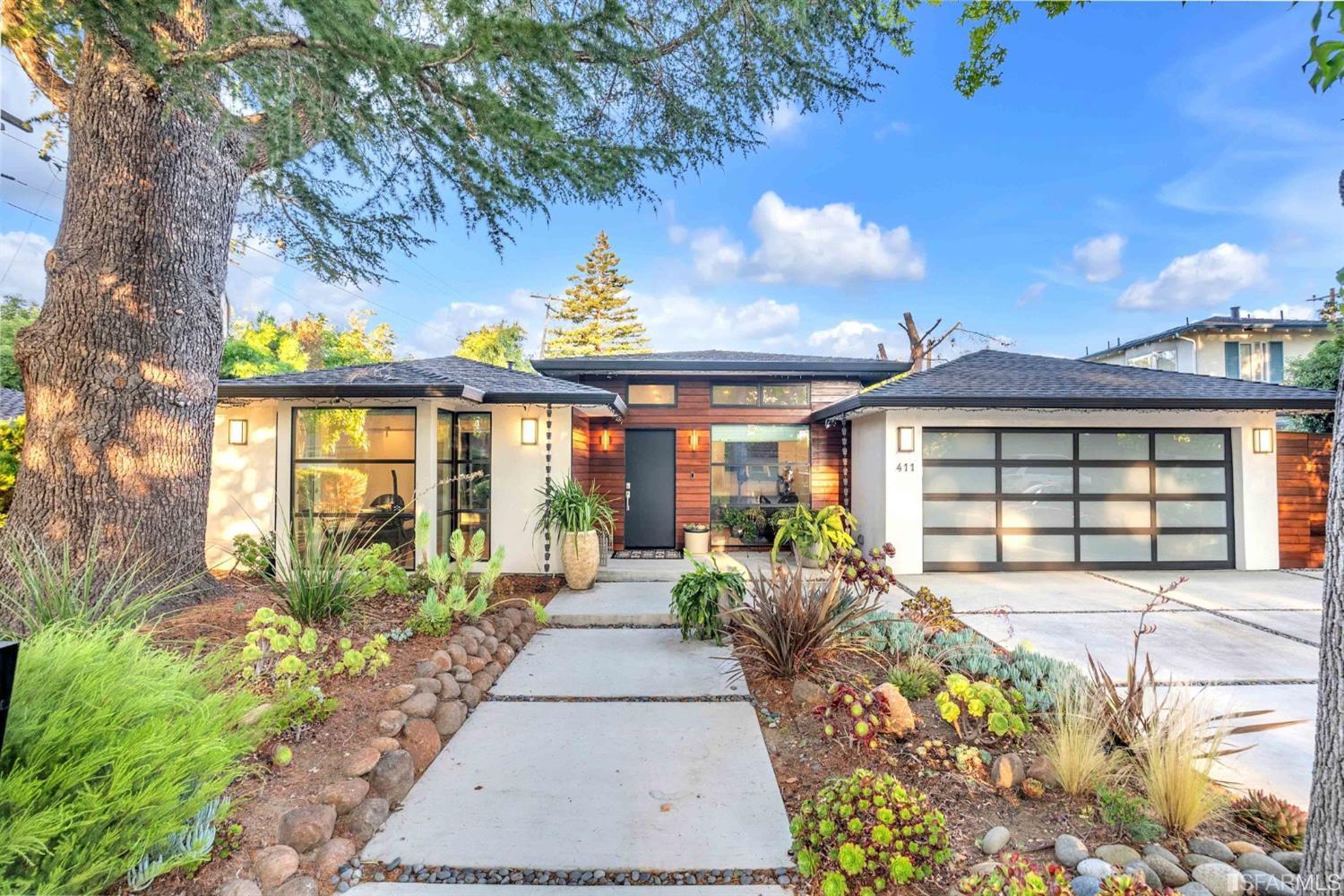411 Sherwood Way