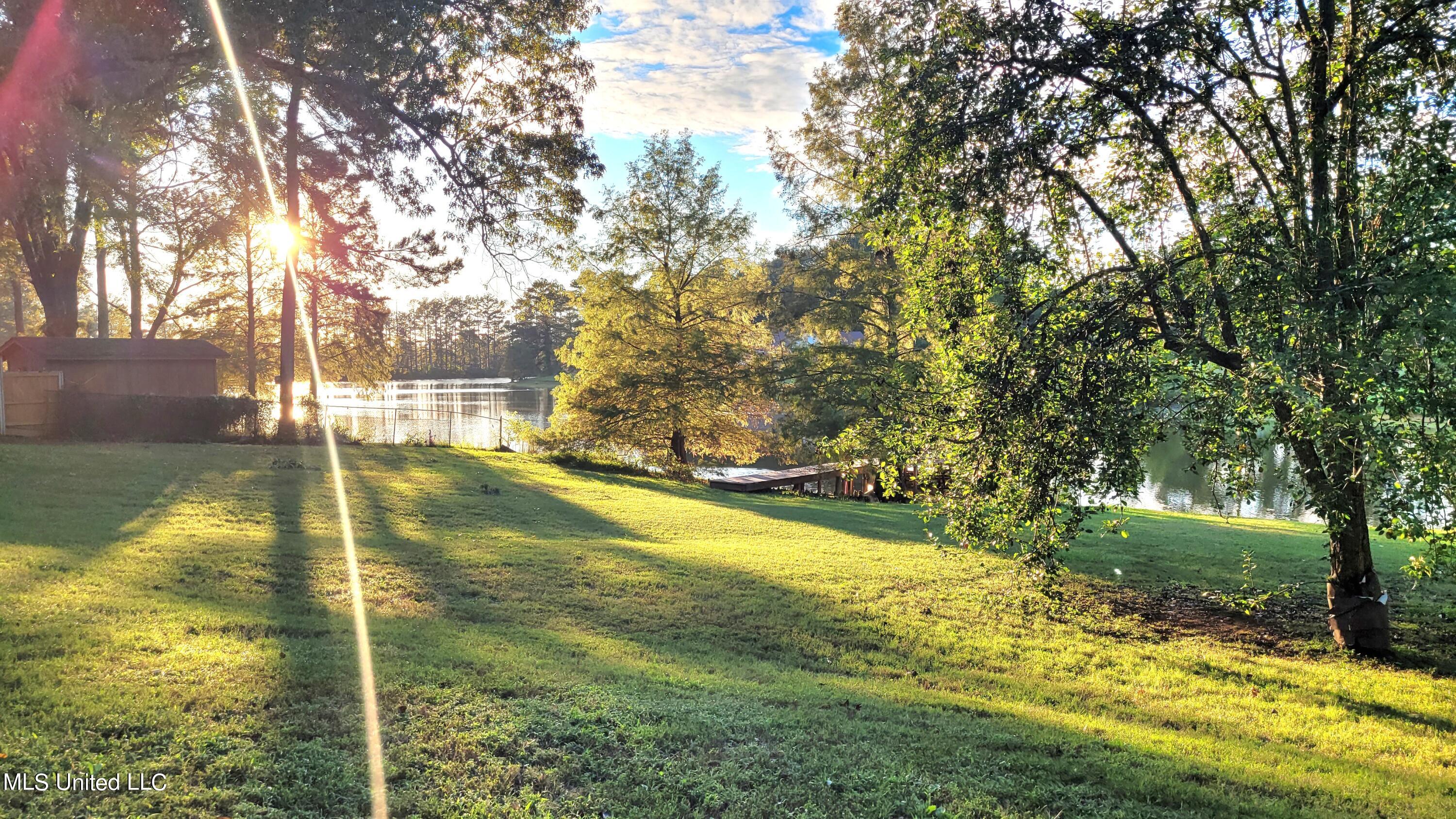 831 W Green T Boulevard