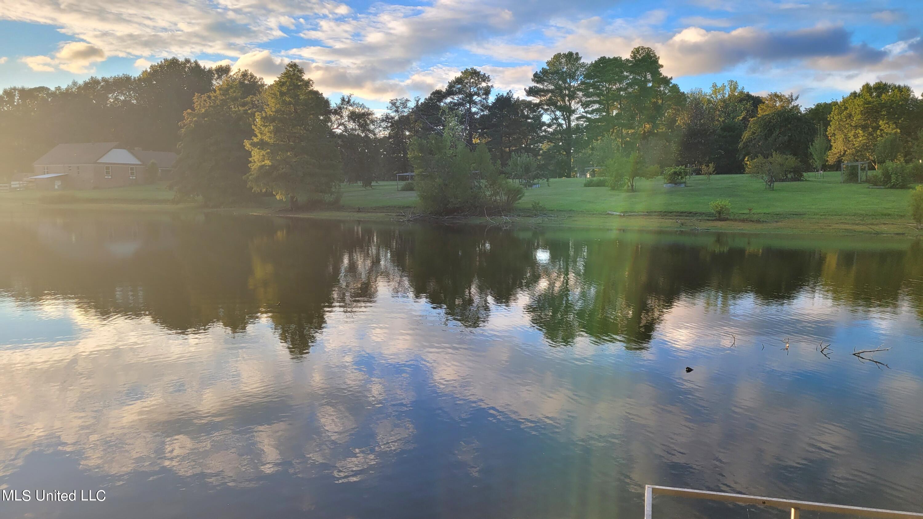 831 W Green T Boulevard