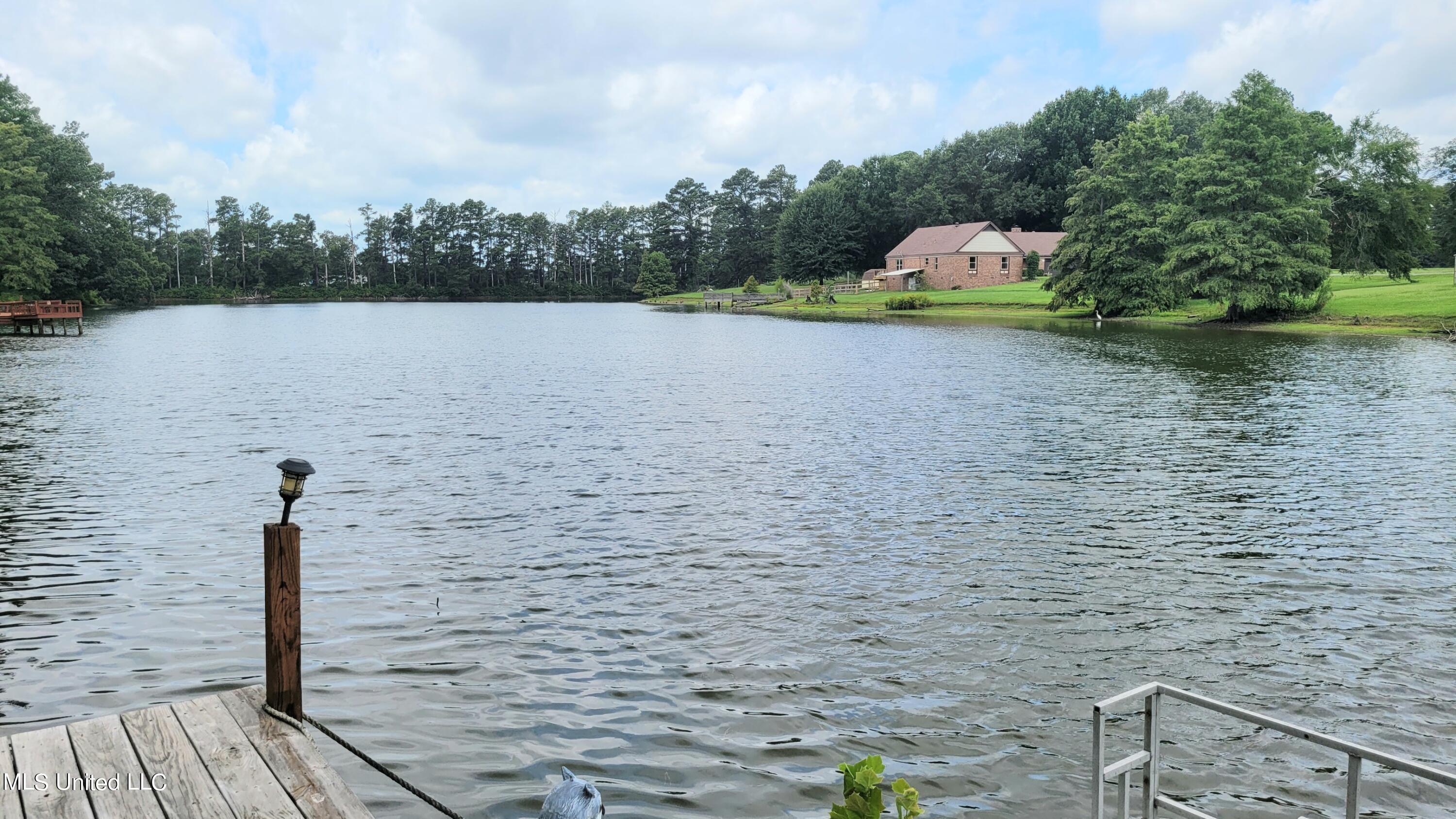 831 W Green T Boulevard