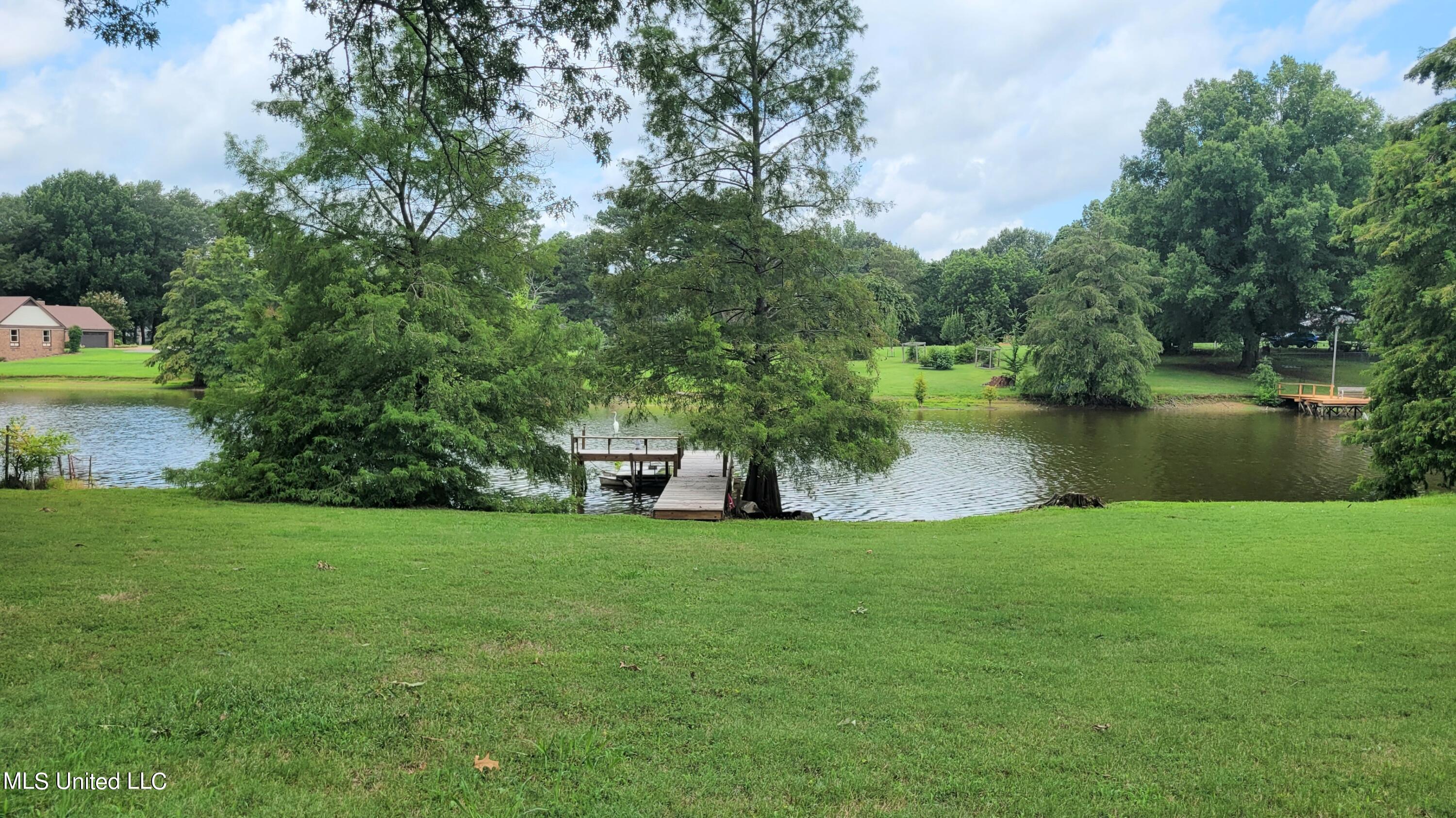 831 W Green T Boulevard