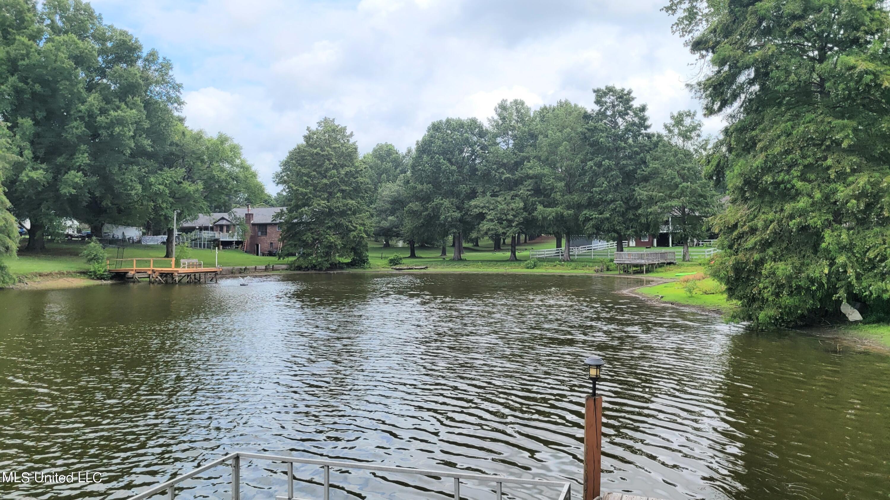 831 W Green T Boulevard