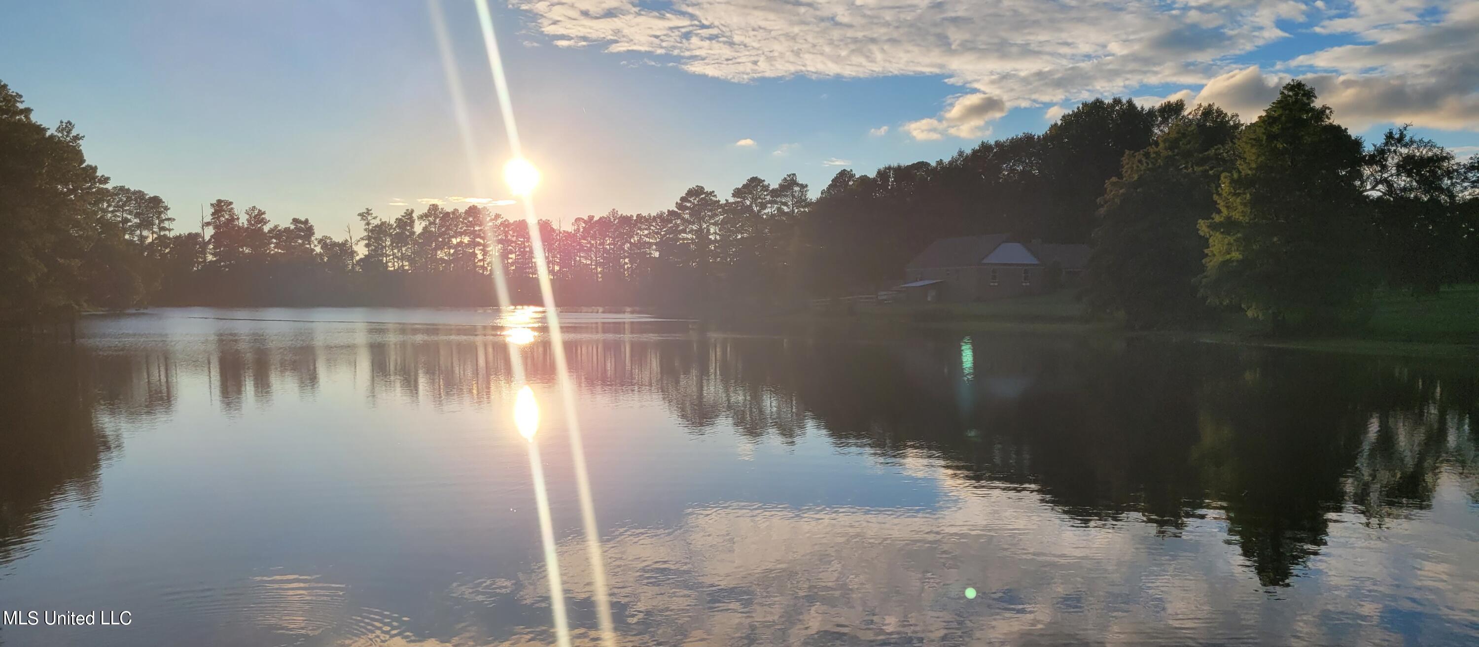 831 W Green T Boulevard