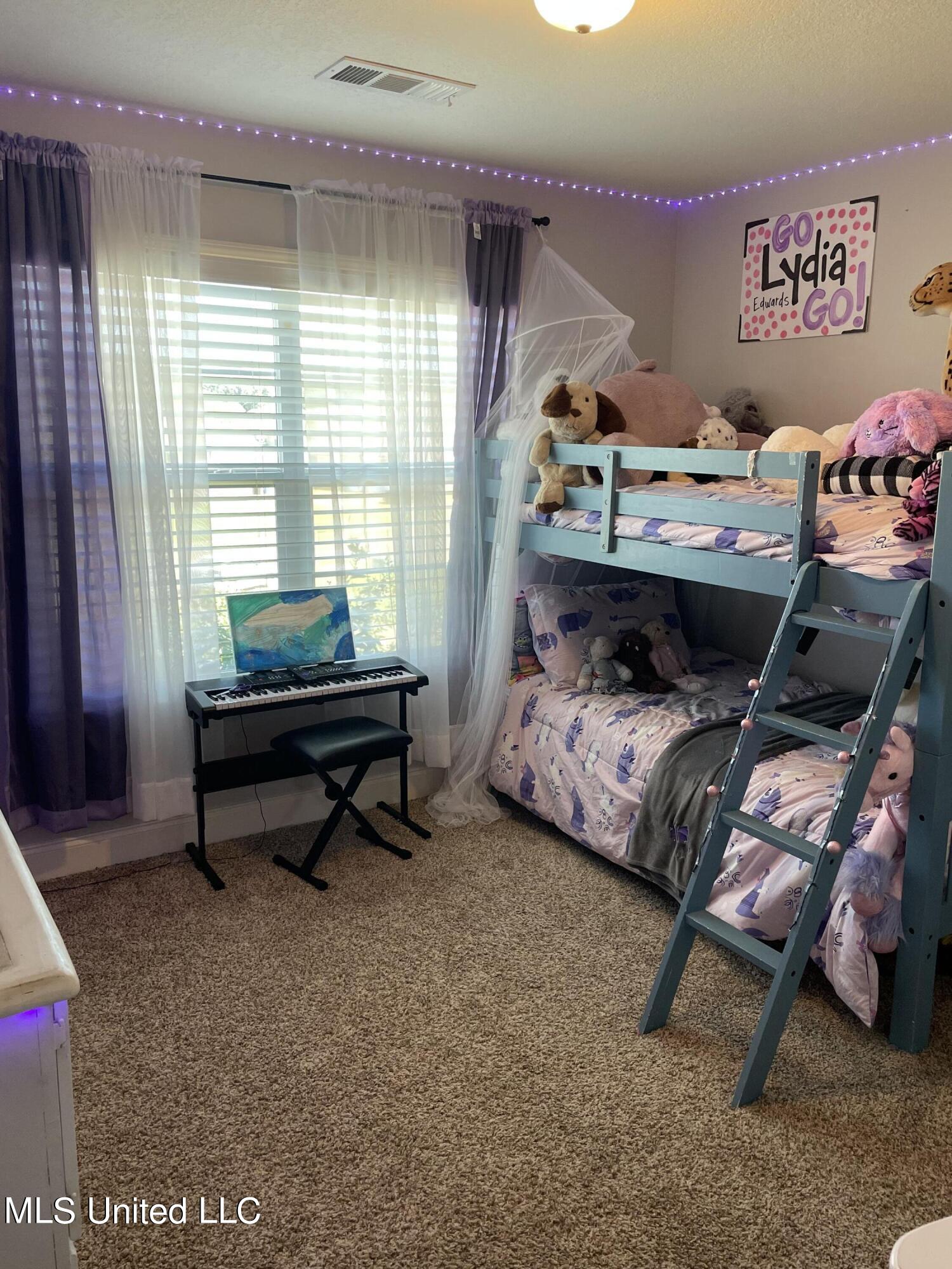 1253 Heritage Lake Drive