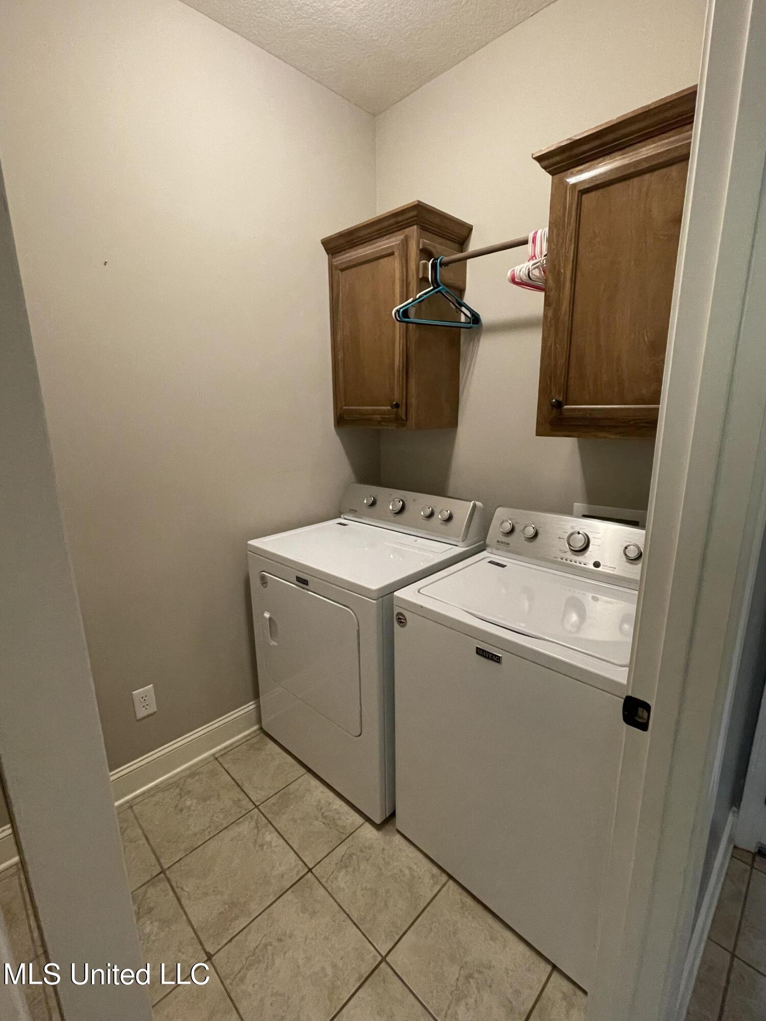 1253 Heritage Lake Drive