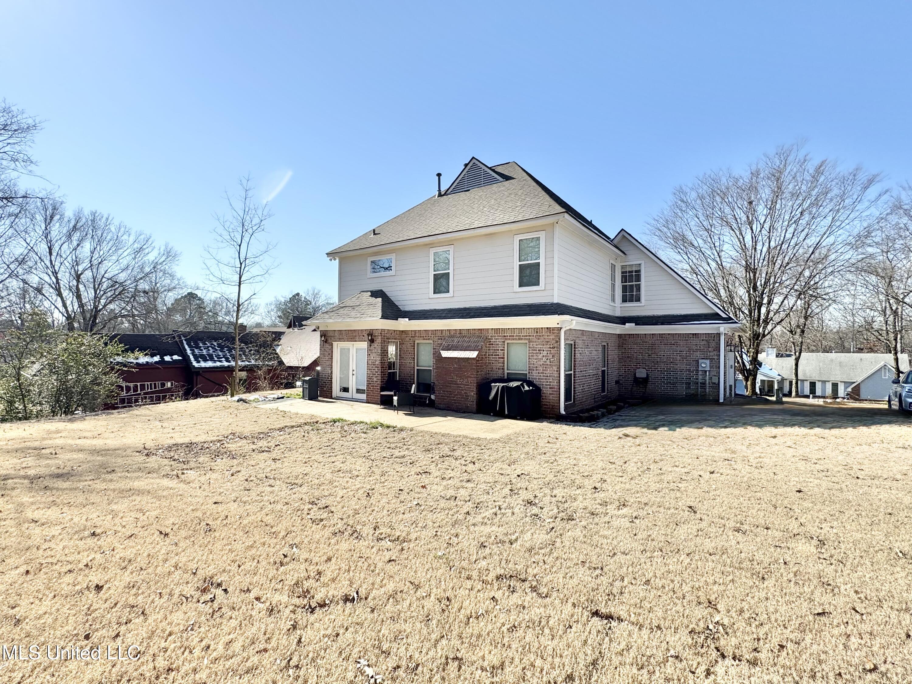 2640 Hickory Hill Drive