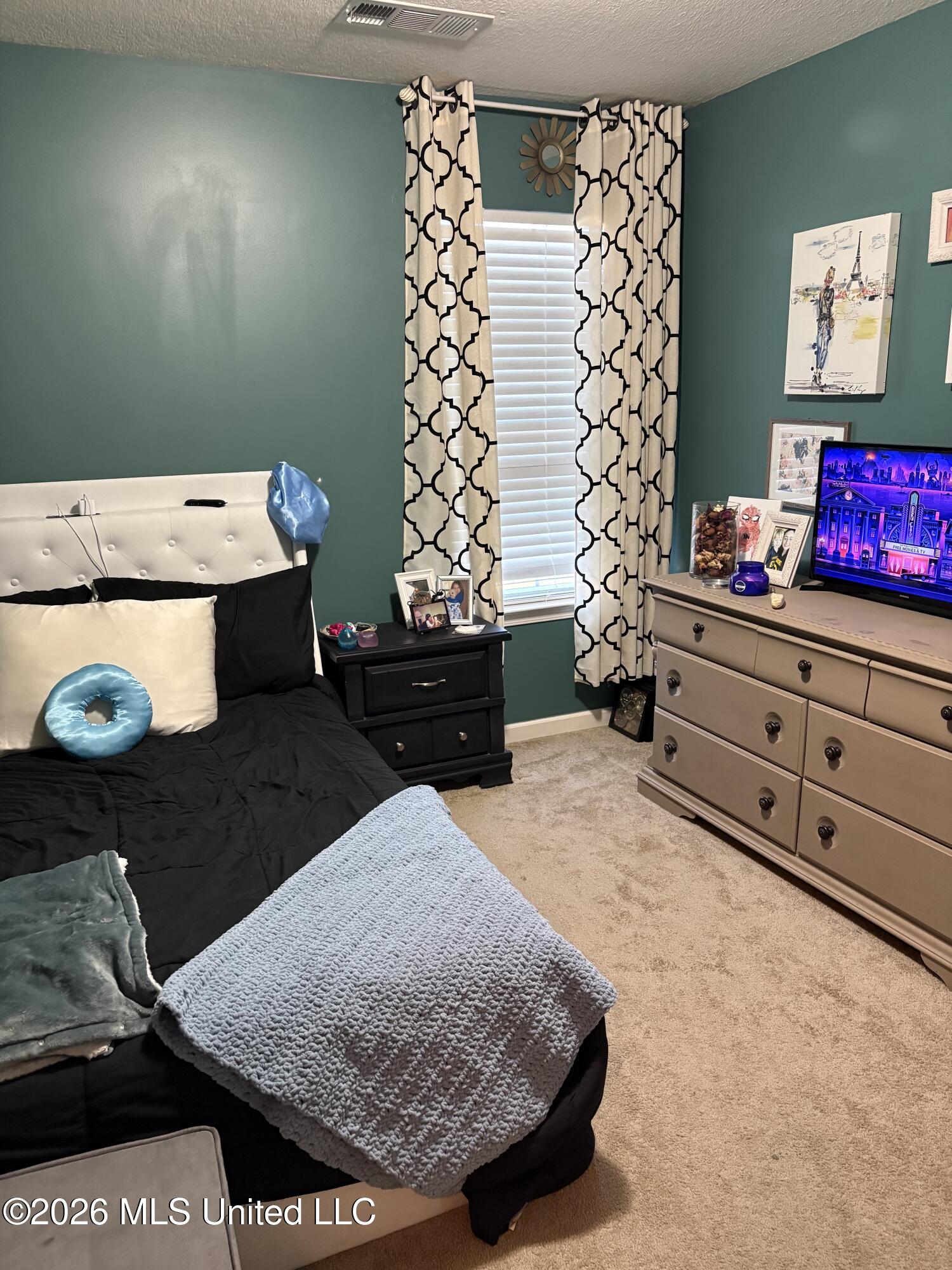 1261 Heritage Lake Drive