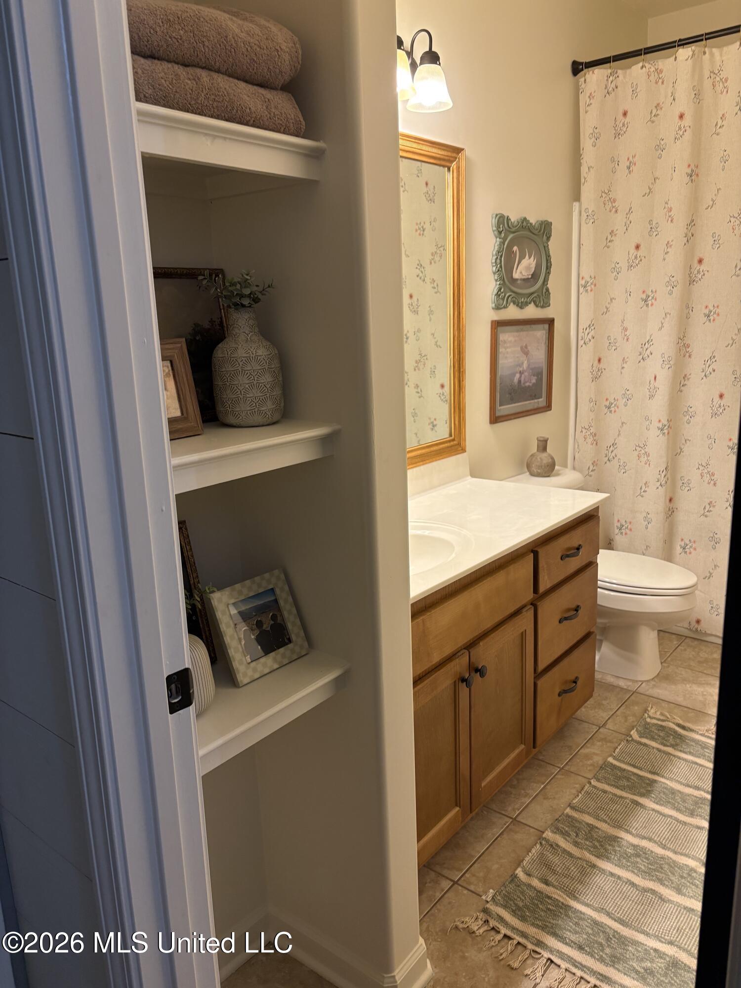 1261 Heritage Lake Drive