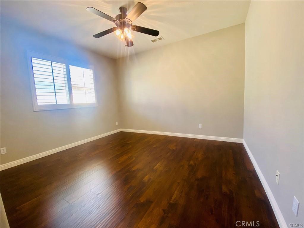 8698 Forest Park