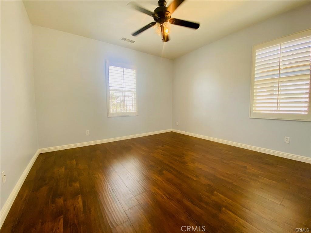 8698 Forest Park