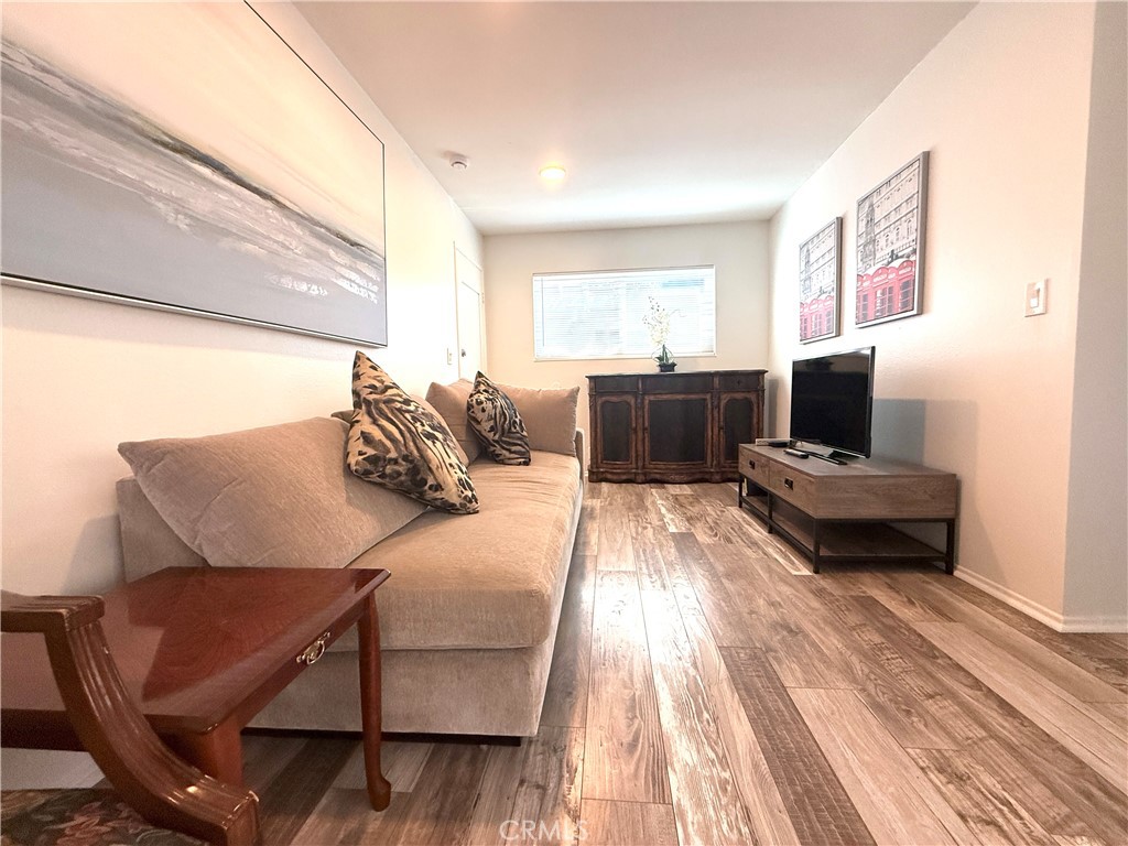 14901 Waverly Lane