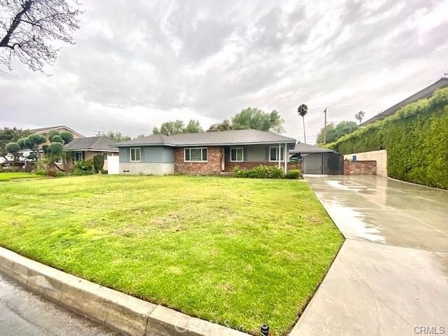 2319 El Capitan Avenue