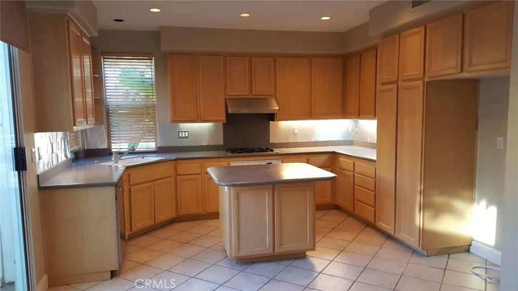 12421 N La Coste Drive