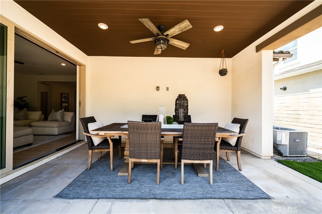 159 Newington