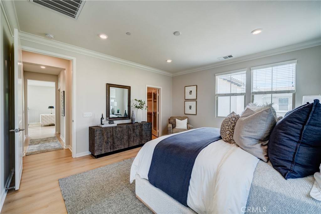 159 Newington