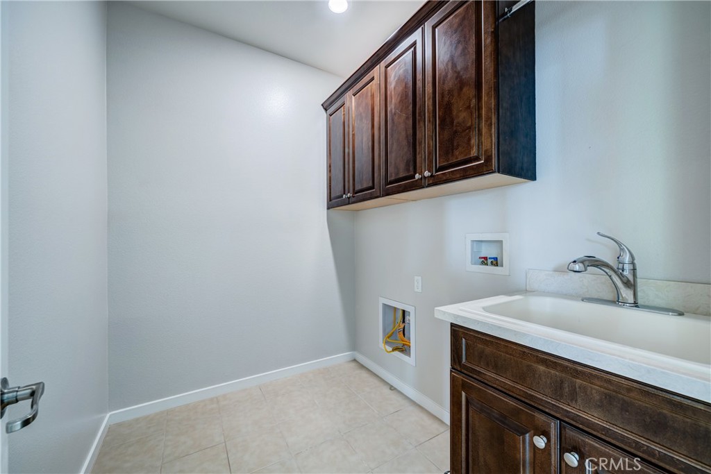 159 Newington