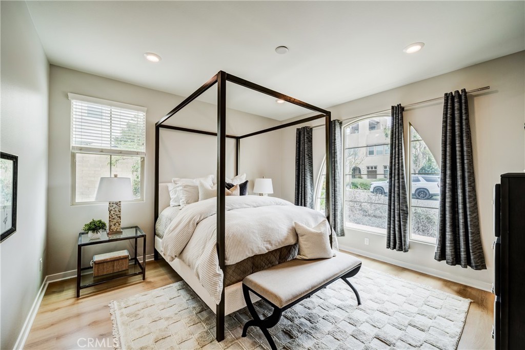 159 Newington