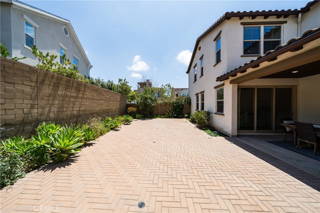 159 Newington