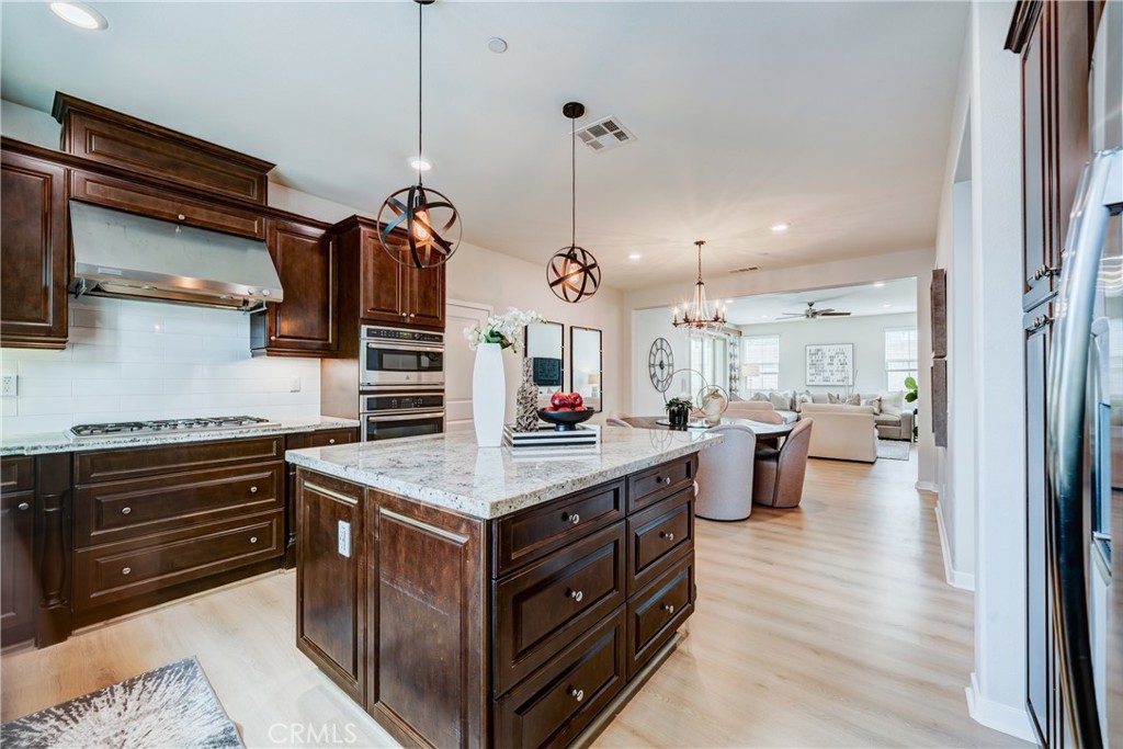 159 Newington