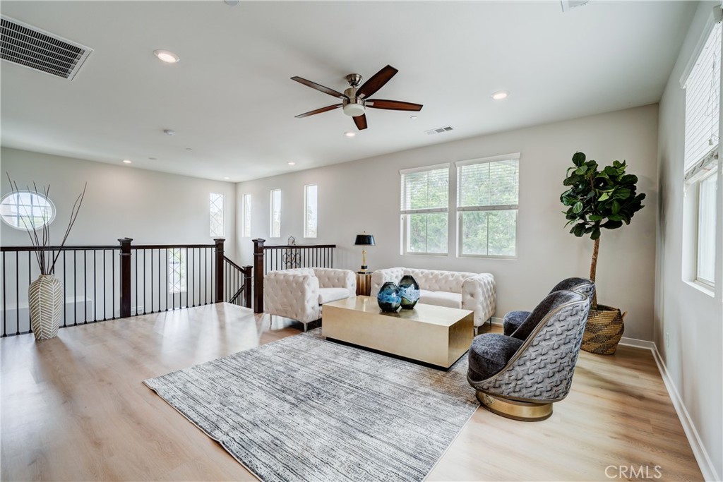 159 Newington