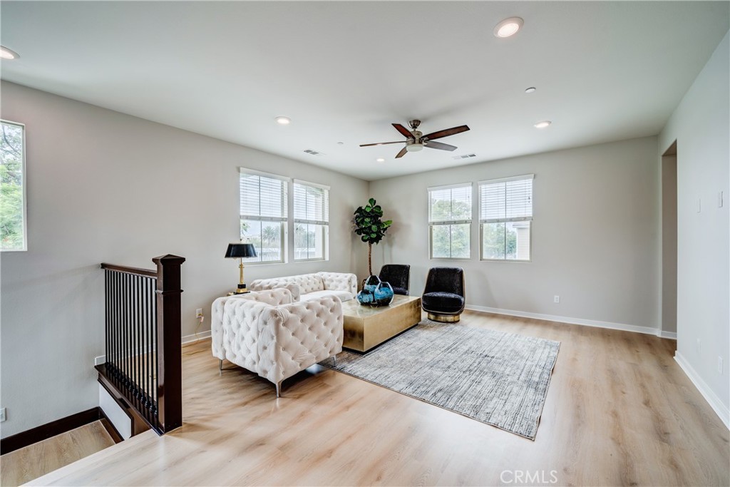 159 Newington