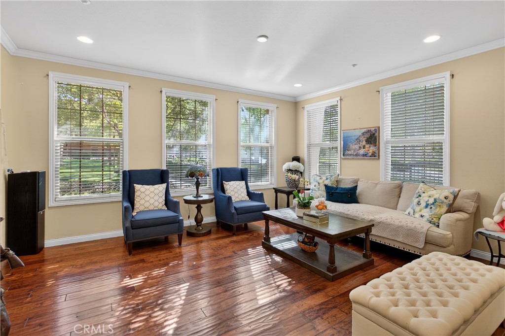 43 Long Meadow