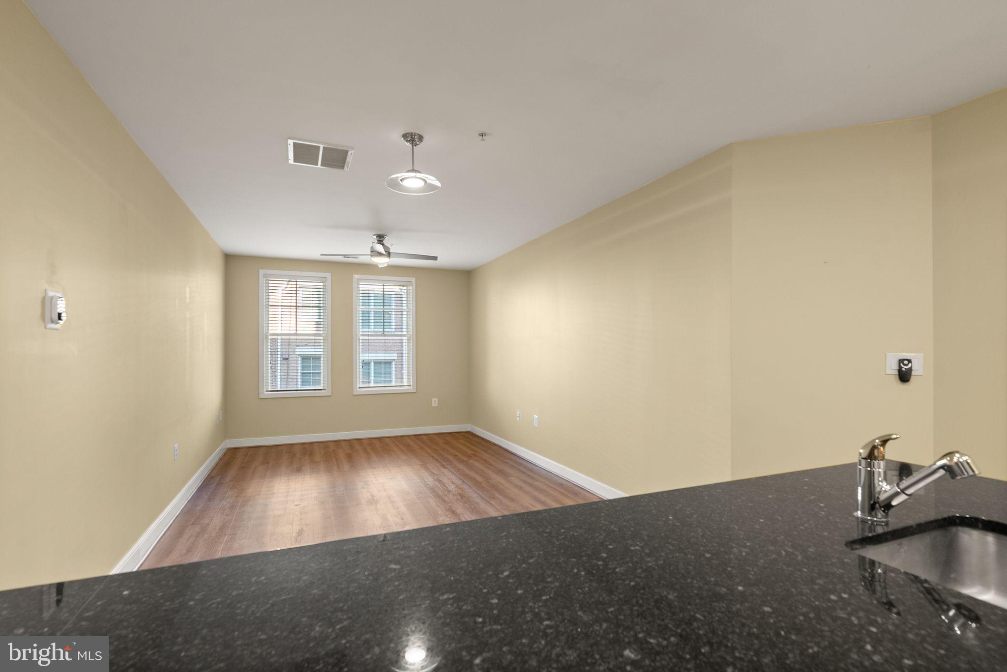 181 E REED AVENUE 206