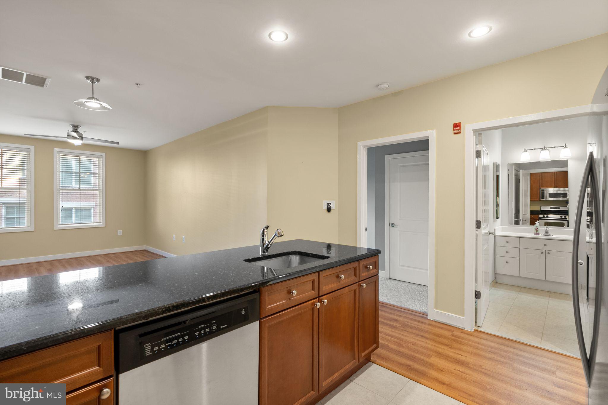 181 E REED AVENUE 206