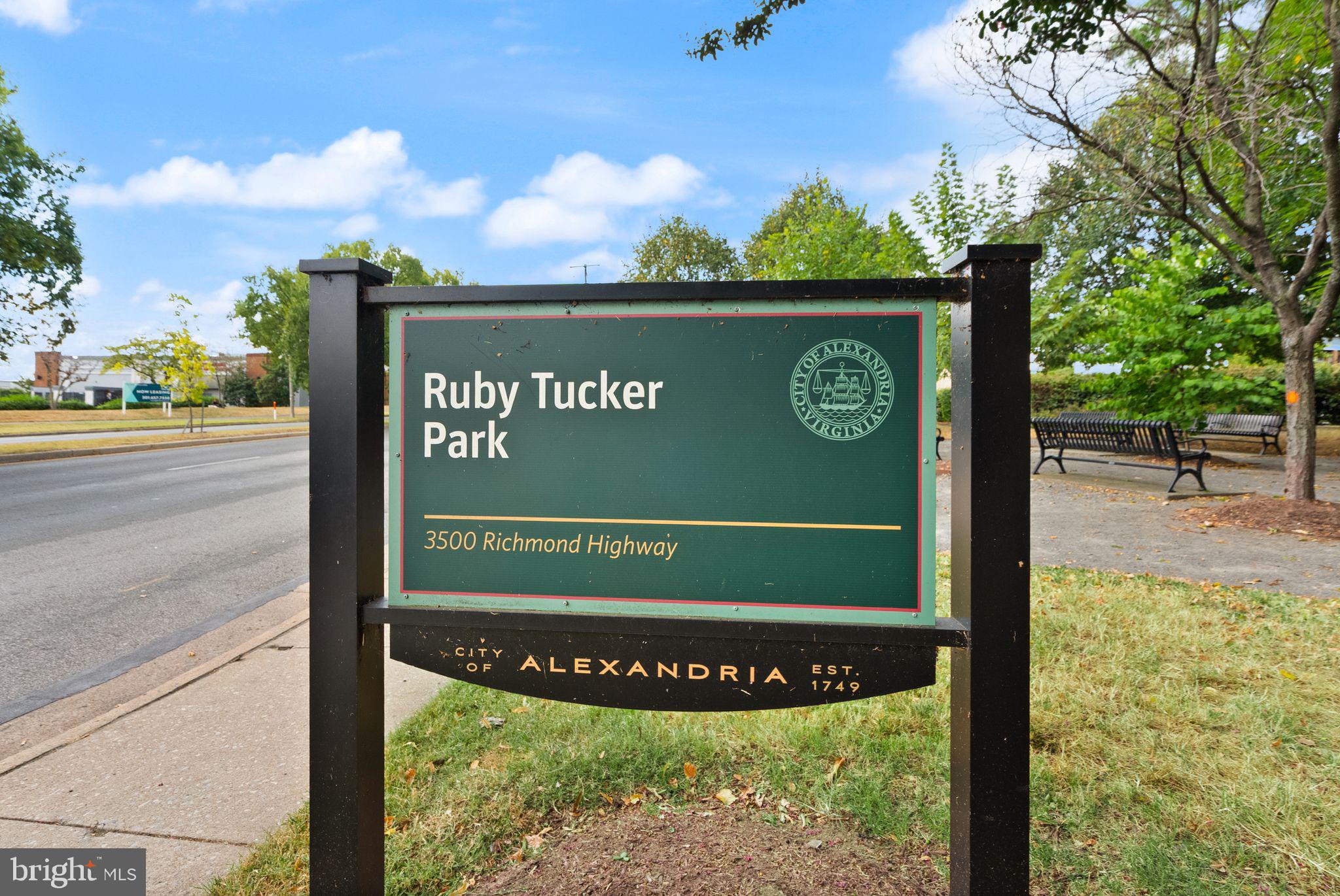 181 E REED AVENUE 206