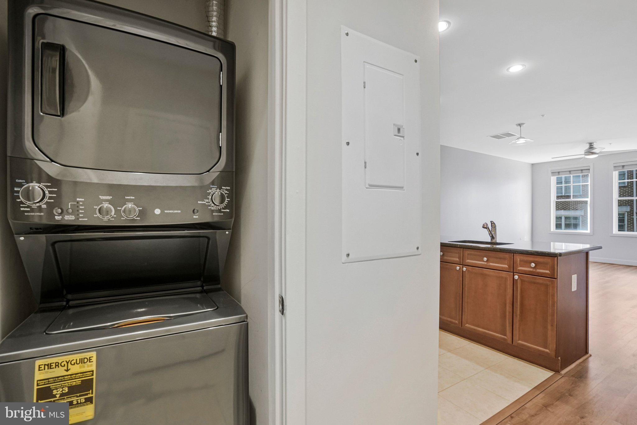 181 E REED AVENUE 206