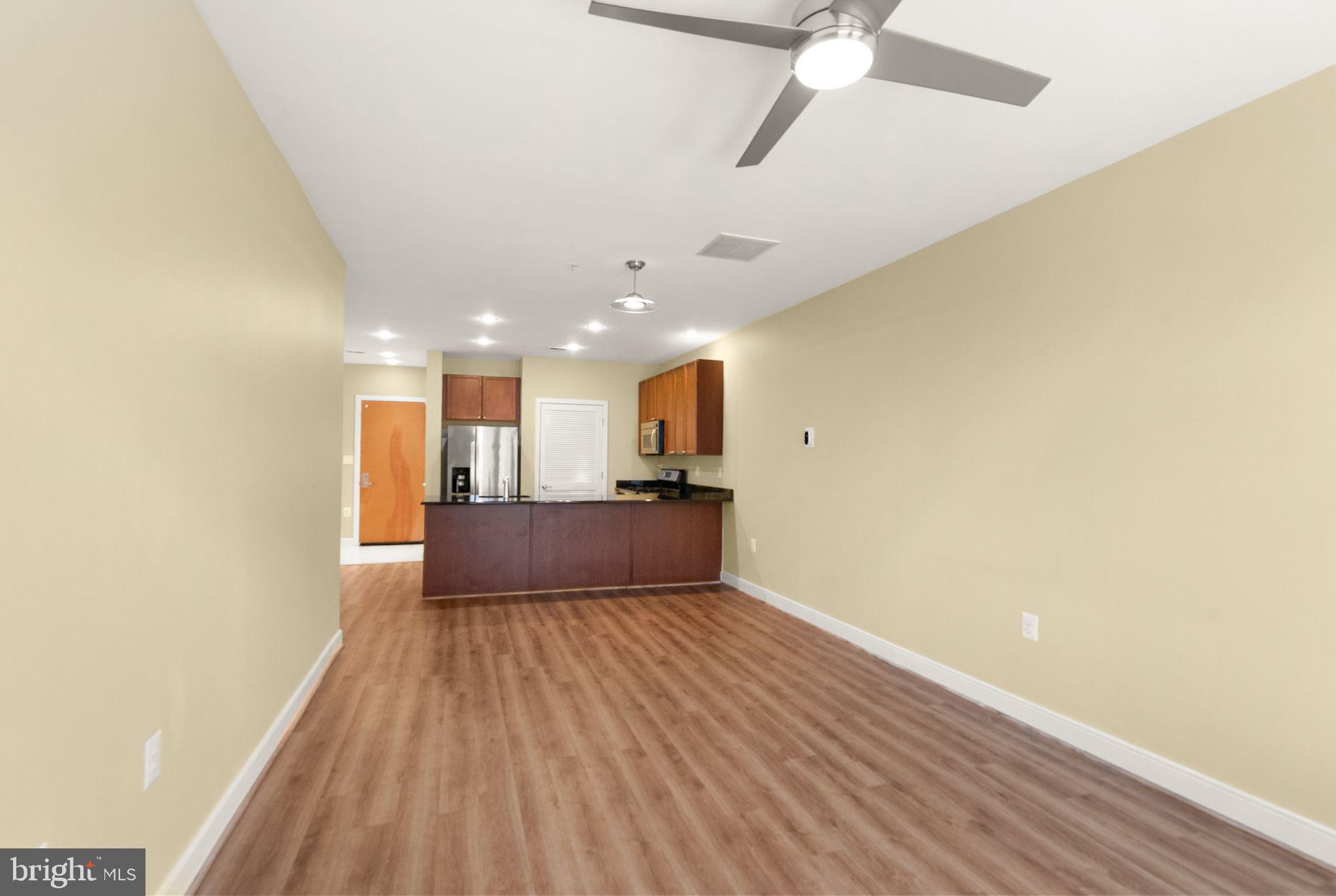 181 E REED AVENUE 206