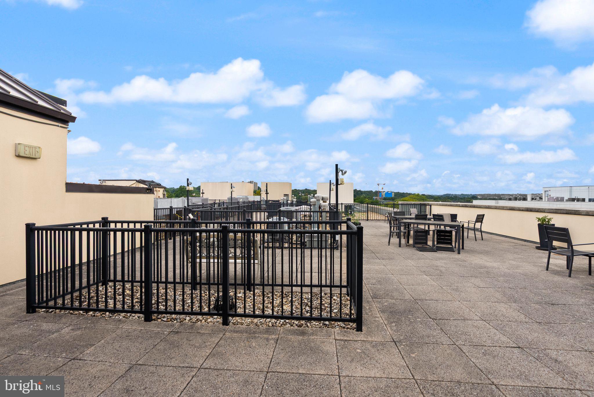 181 E REED AVENUE 206