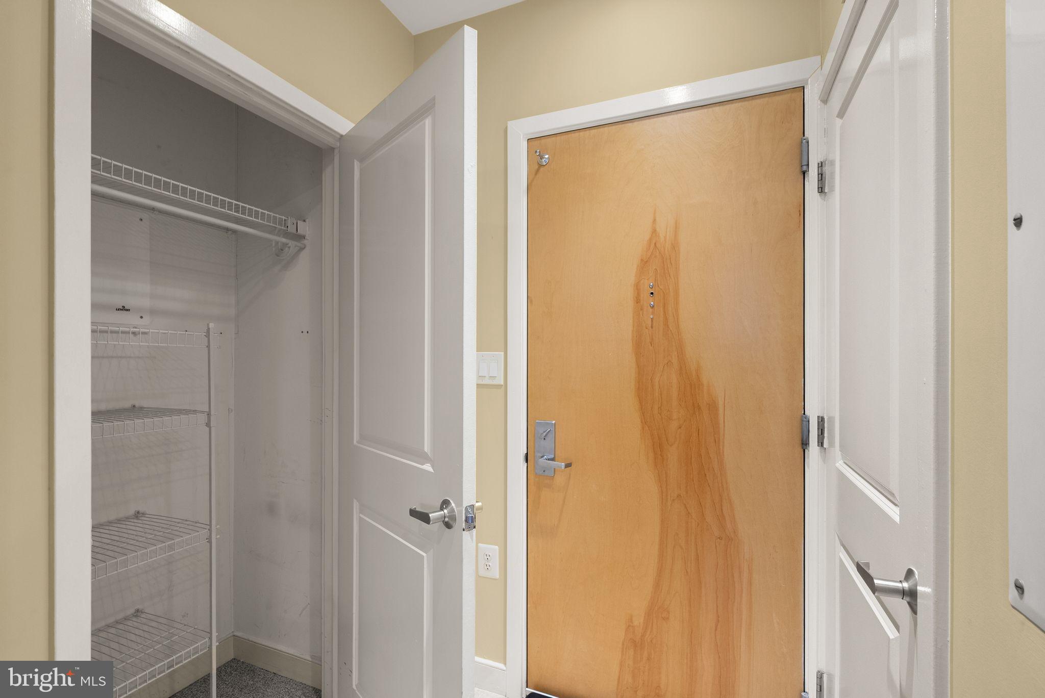 181 E REED AVENUE 206