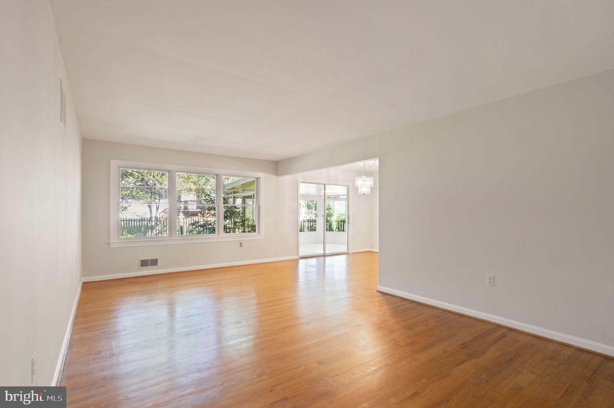 2403 Arrow Park Dr
