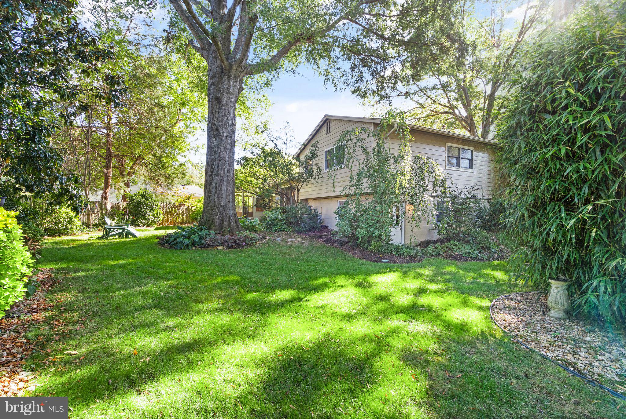 2403 Arrow Park Dr