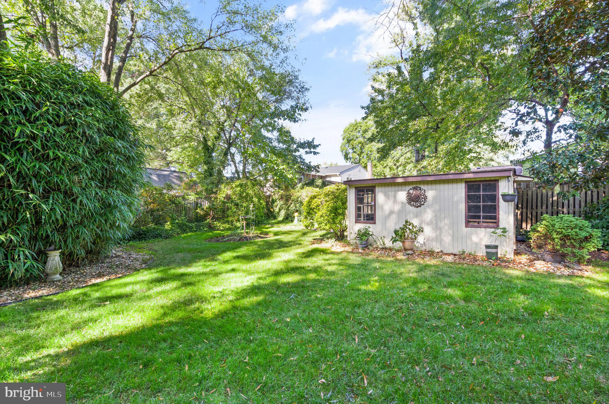 2403 Arrow Park Dr