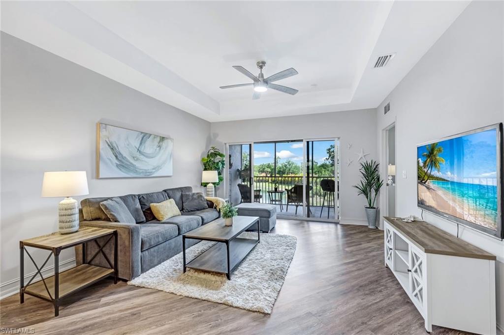 7827 Regal Heron CIR 302