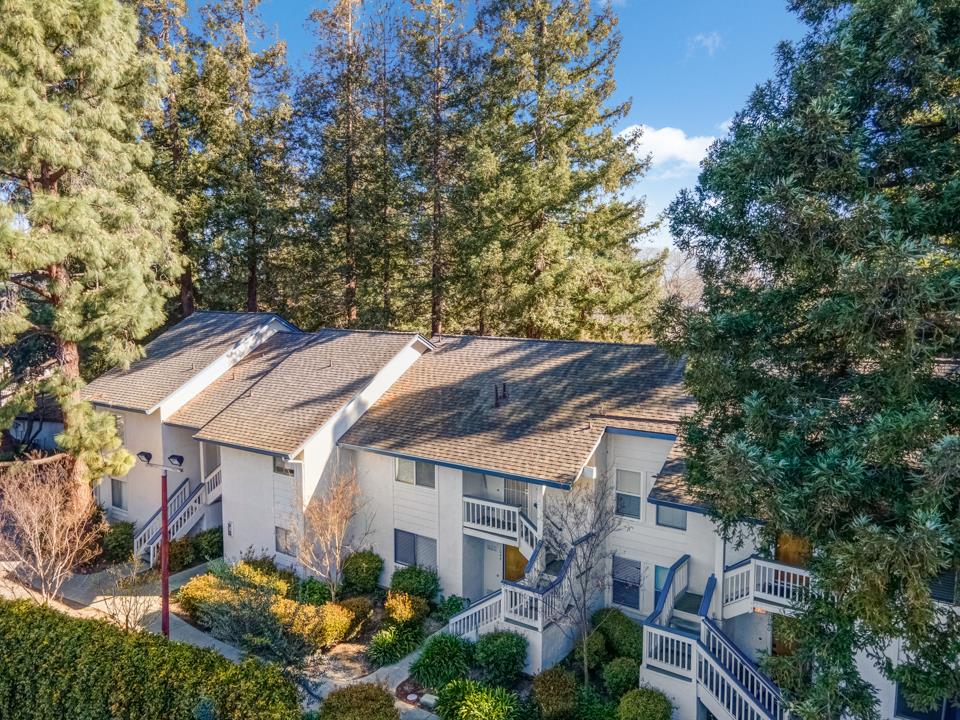 1044 Summermist Court