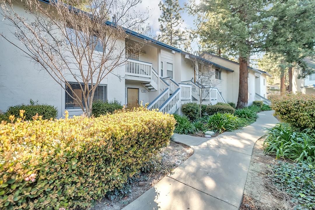 1044 Summermist Court