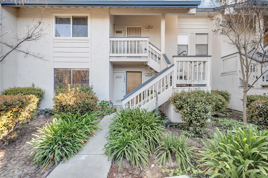 1044 Summermist Court