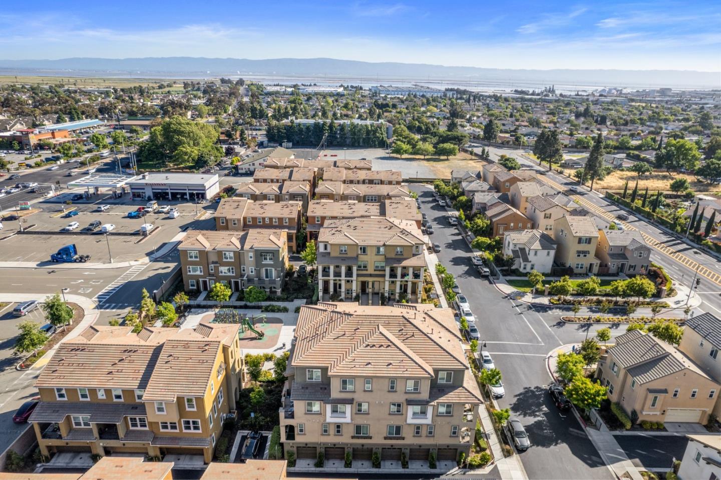 38909 Snapdragon Place