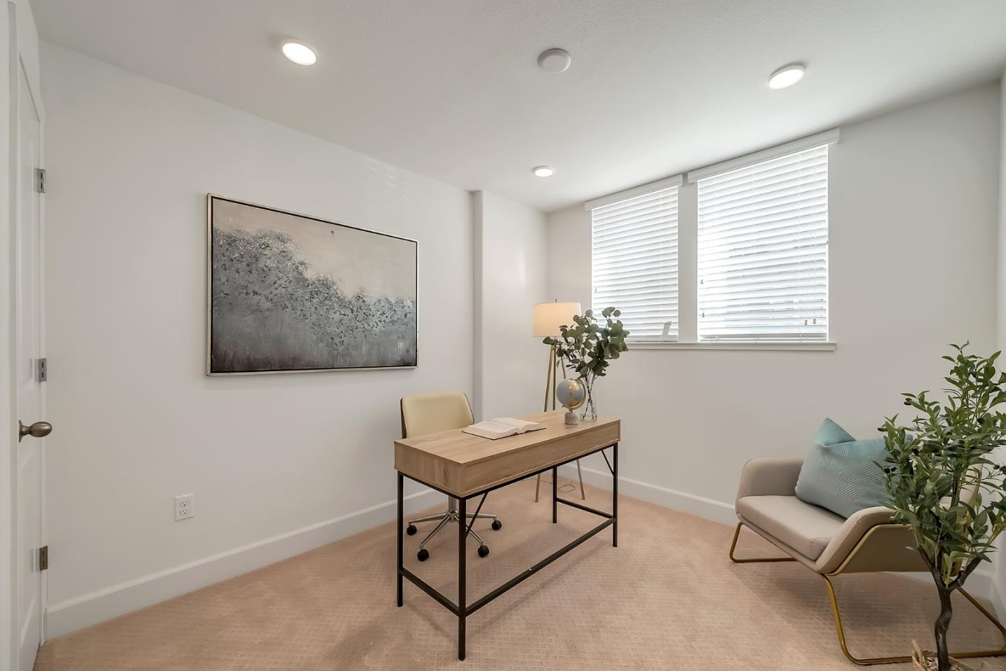 38909 Snapdragon Place