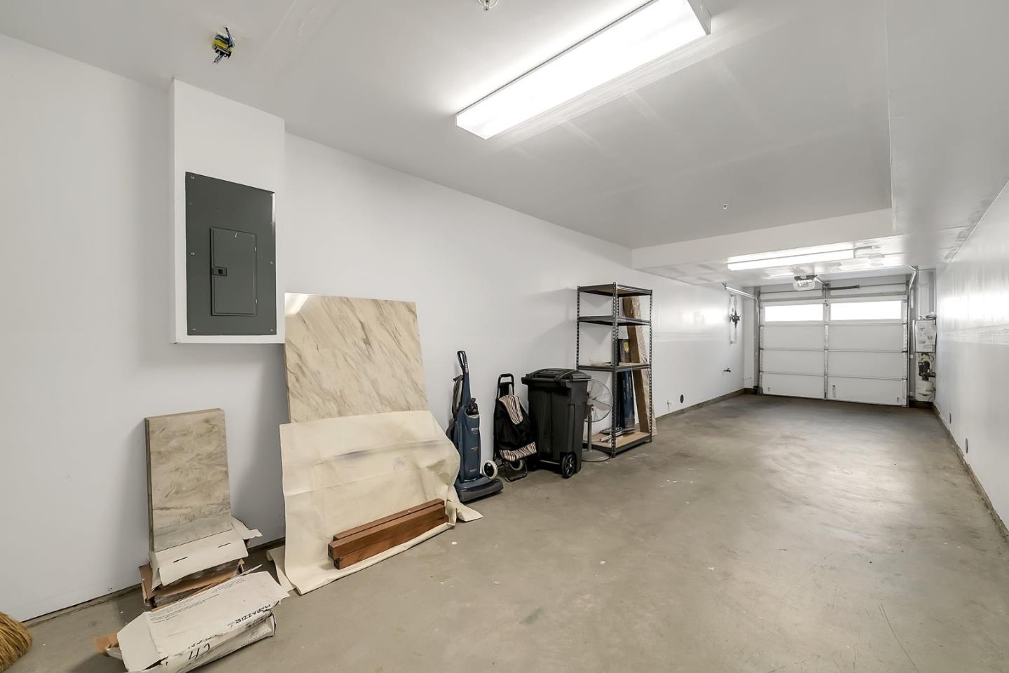 38909 Snapdragon Place